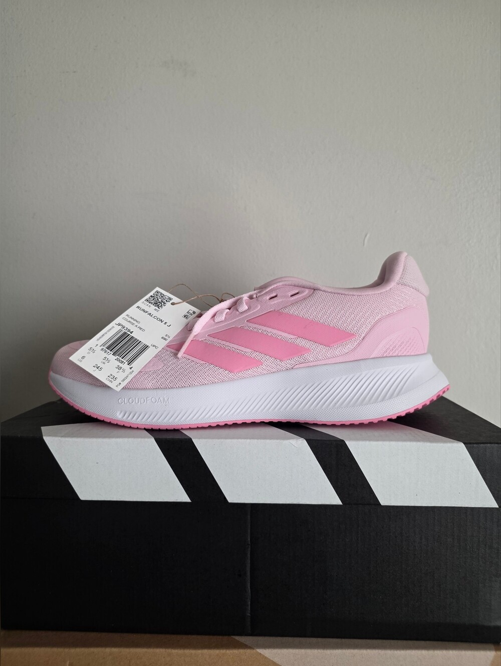 Adidas Runfalcon 5 Junior Youth Size 6 new with box